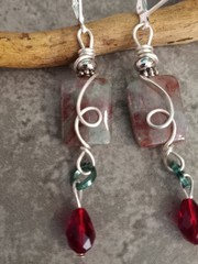 UNIQUE GREEN GARNET BEAD/GARNET CRYSTAL DROP/SILVER LOOP WIRE WRAP EARRINGS