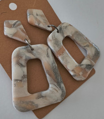 Dangle EARRINGS Statement Art Marble-Look Natural White Gray Sparkle/Silver NEW