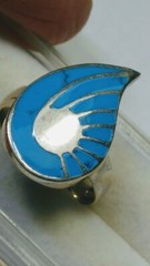 CUTE STERLING SILVER .925 WITH TURQUOISE INLAYS DESIGNER RING IN SIZE 5.75-6.0