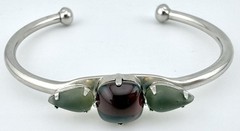 LIZTECH VTG SILVERTONE PURPLE & FROSTED GLASS “LINDA” 6 1/4” CUFF BRACELET K367E