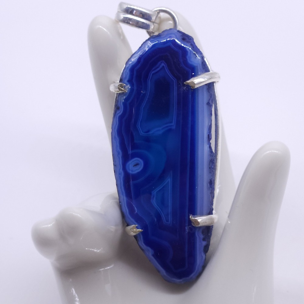 Deep Blue Elegance: Royal Blue Agate Pendant (2.5″x1.5″)