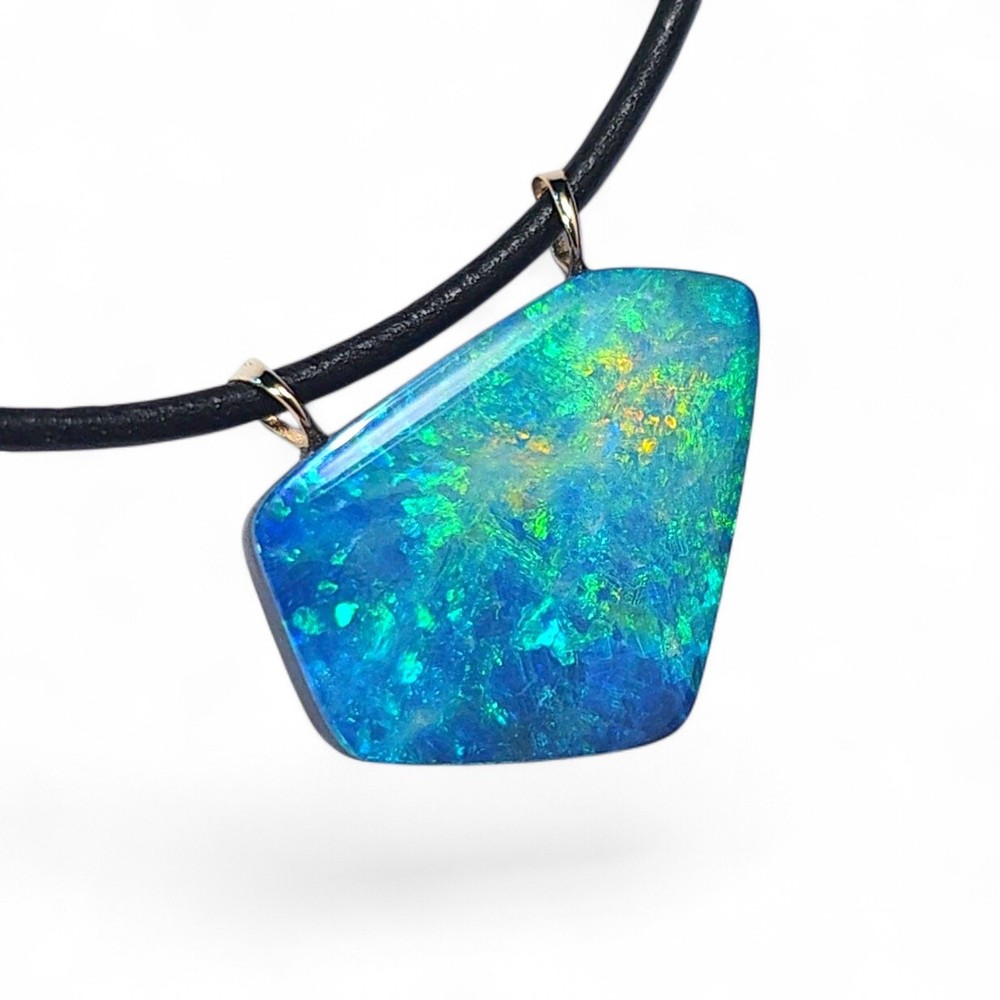 Deluge’ Big Rare Australian 14k Gold Opal Doublet Pendant Gift 2.3g Q43