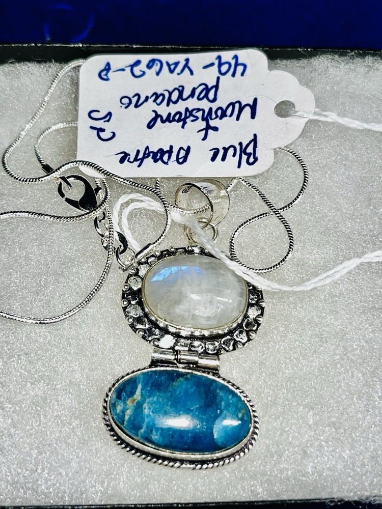 NWT Sterling Silver Blue Apatite Moonstone Oval Locket Pendant Necklace w/Chain