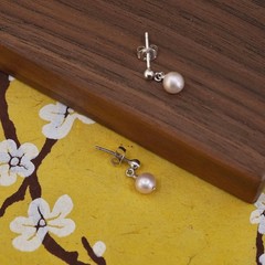 Sterling silver handmade earrings, 925 studs with pearl drops