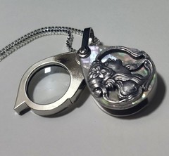 Magnifying Glass Victorian Art Nouveau Lady Face Mother of Pearl Loupe Pendant