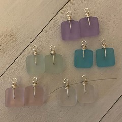 Min Favorit 5 Sets Of 2 Cultured Sea Glass Square Silver Pl Charms 7-8mm 10pcs