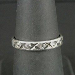 Ring Silver X’s & O’s Design with Texture Sterling 925 Size 7 Band Ring