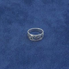 Size 5, vtg sterling silver handmade ring, 925 filigree whirl band