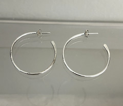 1.5″ Artisan Hand Made Hammered Silver Hoop Earrings