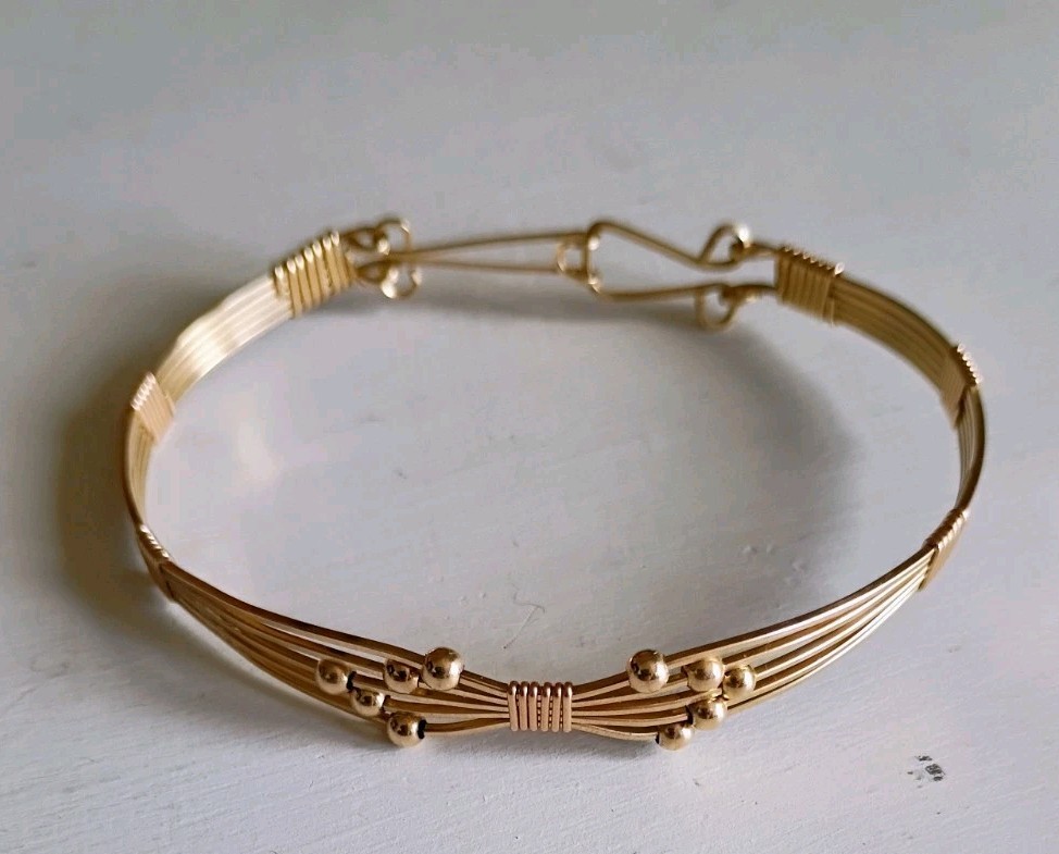 hand made wire bracelet