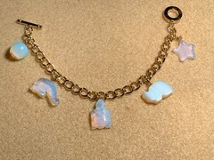 SALE*NEW LISTING-HANDCRAFTED CARVED OPALITE 5-CHARM BRACELET-7 1/2-gold tone-NEW