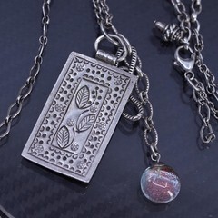 17+1”, sterling silver 925 multi necklace textured tag pendant lampwork glass