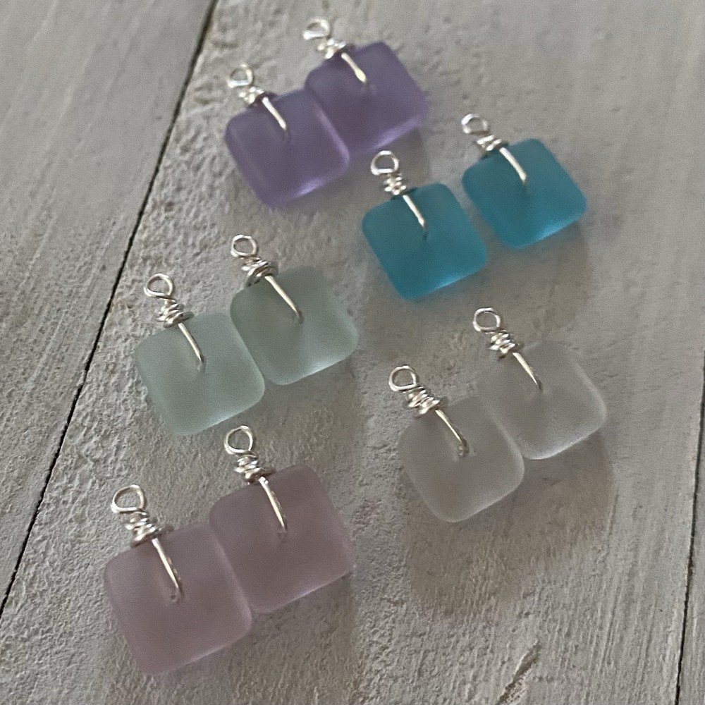 Min Favorit 5 Sets Of 2 Cultured Sea Glass Square Silver Pl Charms 7-8mm 10pcs