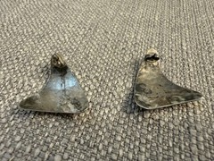 VtgSterling Silver Modernist Hammered Earrings – Abstract Triangle Studs 3.7g