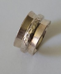 Vintage Brutalist Artisan Hammered Middle Wide Band Sterling Silver 925 Ring