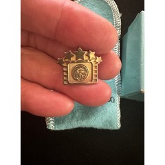 VINTAGE TIFFANY .925 5 YEAR MGM STUDIOS ANNIVERSARY PIN