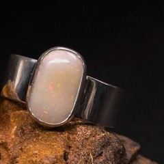 One-Off Lightning Ridge White Opal 2.00 ct 925 Silver Men’s Ring Size US 10