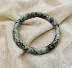 Burmese Jade Bangle: Donut Shape, Type A Green Gray Jadeite (62.6 MM)