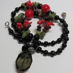 Red Coral Black Onyx Green Prehenite Garnet Quartz Southwest Pendant Necklace
