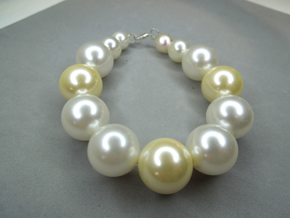 10 in pearl anklet yellow chunky handmade two tone with lobster claw stretch
