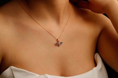 Golden Hive 14K Bee Necklace – Dazzling Elegance with Nature’s Charm