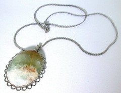 Oval Banded Nephrite Jade Cab Bezel Silver Plate Pendant 18″ Serpentine Chain