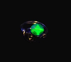 Uranium copper lined Czech glass star bead hand wire copper fidget ring size 7.5