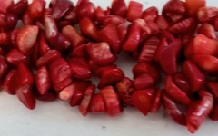 Red Coral Chip Necklace 17.5″ L X 1” W with spring clasp Vintage