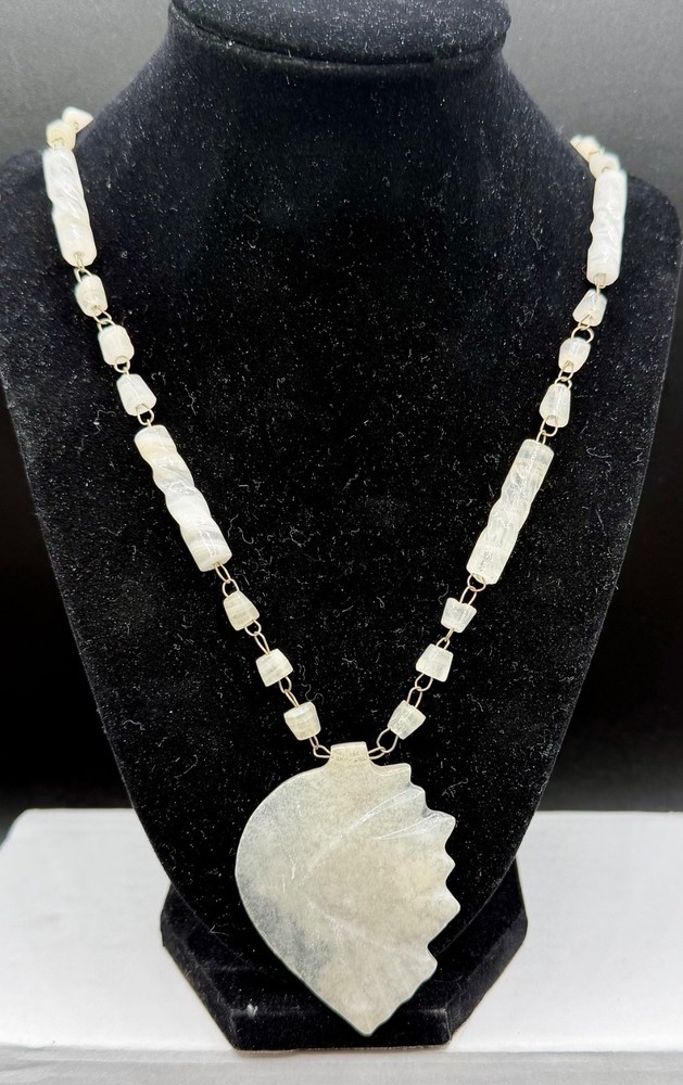 Vintage Hand Carved Native American Chief Translucent Stone Necklace Spiral Bead