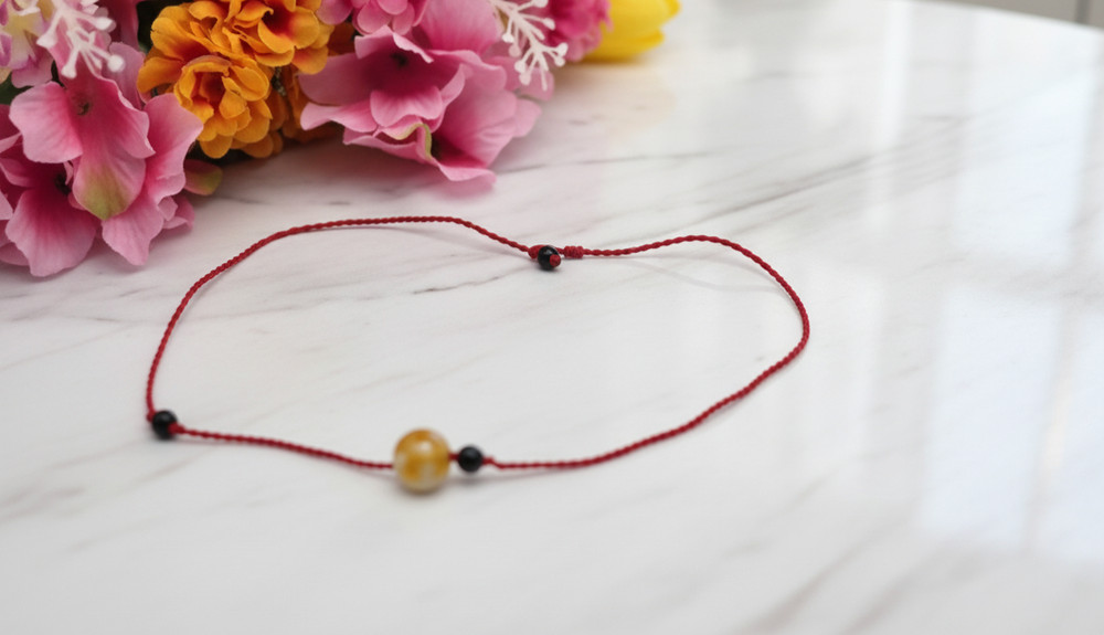 Honey Agate Carved Lucky Bead Necklace Red Cord Talisman 18 In