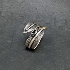 Vintage Signed 925Sterling Silver Oxidized Boho Feather Wrap Ring Black Onyx S12