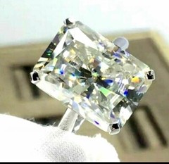 RARE 9.10 Ct Radiant Cut Certified White Diamond Ring, FREE Diamond Studs