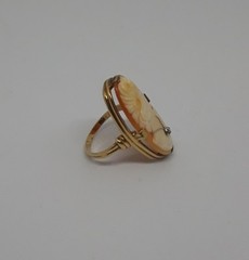 10K Yellow Gold ESEMCO Habille Diamond Necklace Carved Shell Cameo Ring