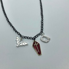 Women’s Black Chain Necklace – Coffin, Bat & Fangs Charms, 22.0 Inches, X7G9A990