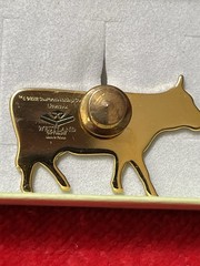 Vintage Westland CowParade 2002 TieTac/Pin & GP & Floral Yard Design 1 1/2″L