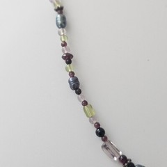 Pearl Glass Stone Beaded Necklace Sterling Silver Clasp 17″ Dainty