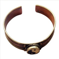 Rare Artisan Vintage Bracelet Copper Yin Yang Stone Open Cuff Handmade Spiritual