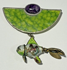 Vintage 1990 USA Artist Stained Glass Pin Dangling Cloisonné Enamel Fish Brooch