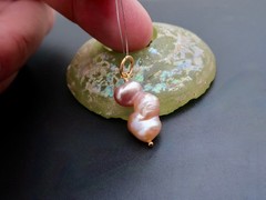 EXOTIC FRESHWATER METALLIC APRICOT IRIDESCENT RAINBOW AAA KESHI PEARL PENDANT