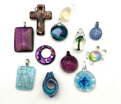 12 Art Glass Necklace Pendant Lot Colorful Jewelry Making Assorted