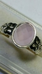 CHARMING NATURAL ROSE QUARTZ IN .925 STERLING SILVER RING SIZE 8.25-8.5!