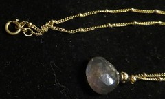 Vintage Labradorite ? Water Drop Moonlight Stone Pendant Necklace 16″ Gold Tone