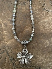 Retro Antique Silver Flower Pendant Agate Hematite Crystal Bead Necklace