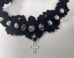 Vintage Handmade Goth Crochet Black & White Choker Necklace by Odythia