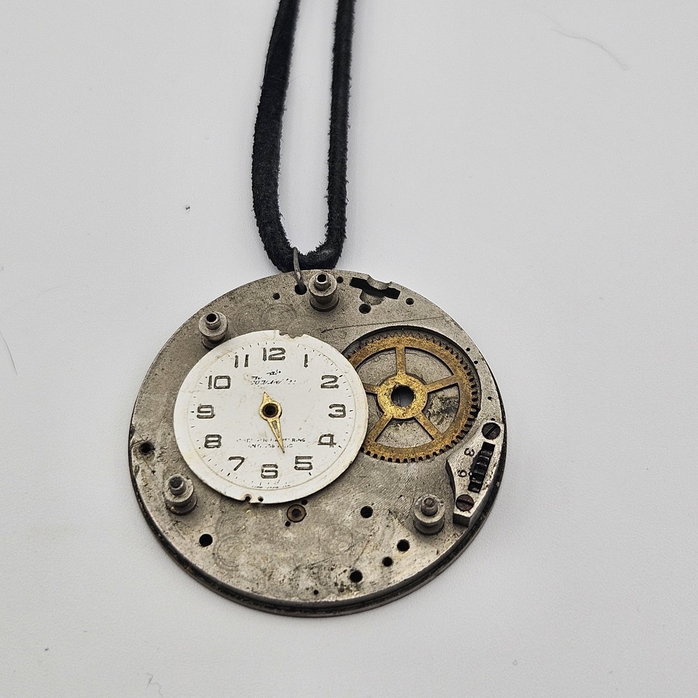 Steampunk Vintage Handmade Metal Necklace Pendant With Leather Strap