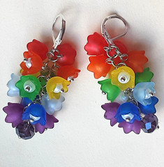 RAINBOW FLOWER CLUSTER Acrylic Carnival Party earring SP LEVER BACK WPAC75