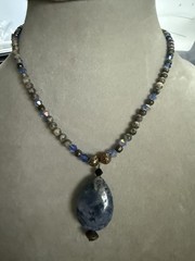 15” ARTISAN BROWN & BLUE STONE BEADED NECKLACE WITH BLUE PENDANT