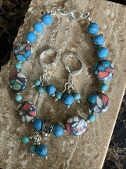 New Handcrafted faux Turquoise & Composite Bead Bracelet & Earring Set 7 5/8in.