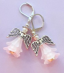 ANGEL Acrylic FLOWER & Glass Pearl earring SP LEVER BACK #FGG