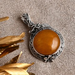 Bali Legacy Yellow Jade 17.90 ctw Dragon Pendant without Chain Sterling Silver